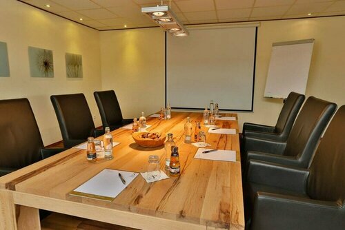 Akzent Hotel & Restaurant Schröder, Rezervasyon Otel Gross Meckelsen Lower-Saxony