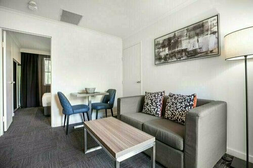 Quest on Doncaster, Rezervați Hotel-apartament Hoteluri în Melbourne cu parcare, Parcare