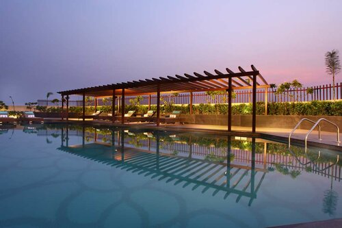 Radisson Blu Jammu, Забронировать Отель Джамму Джамму и Кашмир, рядом с Железнодорожный вокзал Джамму-Тави