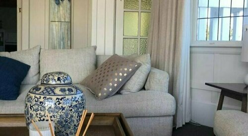 Cedar House, Book Bed and Breakfast Hoteller i Auckland Region med pool, Swimmingpool