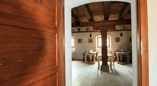 Hotel Hanzel, Забронировать Отель Мирослав South Moravia