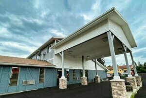 Super 8 by Wyndham Missoula/Brooks Street, Забронировать Отель Мизула штат Монтана