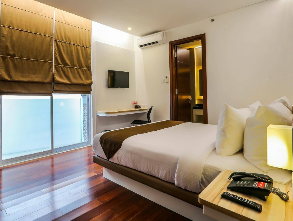 Alimar Hotel
