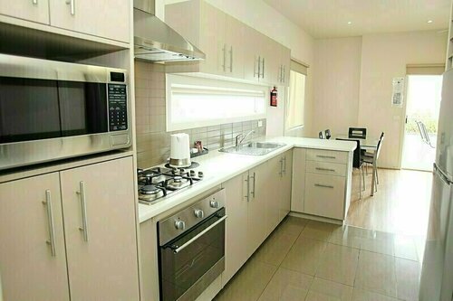 Ashley Gardens Big4 Holiday Village, Rezervasyon Tatil Köyü Braybrook Melbourne