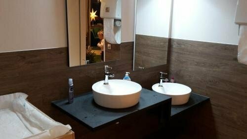 Hotel-Restaurant Sonnenhof, Book Hotel Veitsrodt Hunsrück