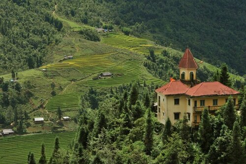 Laochai Moutain View, Забронировать Отель Отели Шапа с парковкой, рядом с Рынок Сапа, Парковка