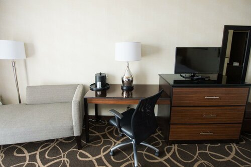 Holiday Inn Newark International Airport, Забронировать Отель Ньюарк North Jersey