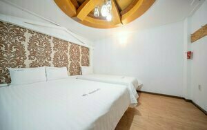 Yeosu 1st Avenue Hotel, Reserva ahora Hotel Yeosu Jeolla del Sur