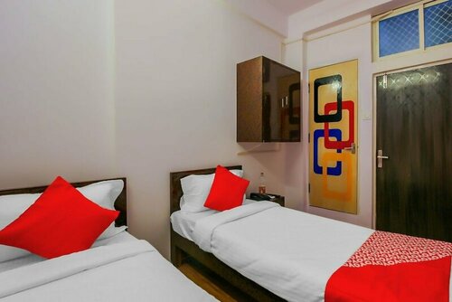 Hz Inn, Забронировать Отель Хайдарабад Hyderabad Region, рядом с Laad Bazaar