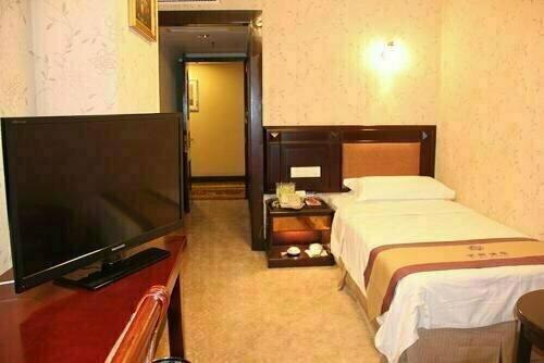 Moxy Chongqing, Book Hotel Yu Zhong Chongqing Area