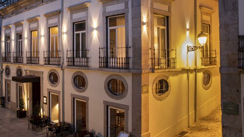Vignette Collection Casa Da Companhia Hotel & Spa by Ihg, Забронировать Отель Порту Регион Порту, рядом с Дом-музей Абилиу-Мануэла ди Герра-Жункейру