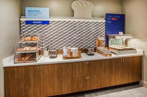Holiday Inn Express Charleston by IHG, Забронировать Отель West of the Ashley Charleston Area