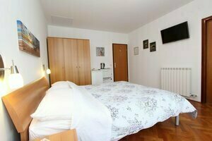 Guesthouse Esma, Забронировать Гостевой дом Гостевые дома Rovinj Riviera, Гостевой дом