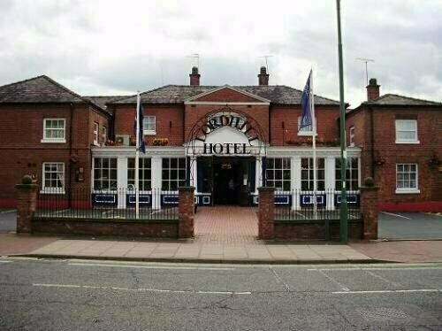 Lord Hill Hotel & Restaurant