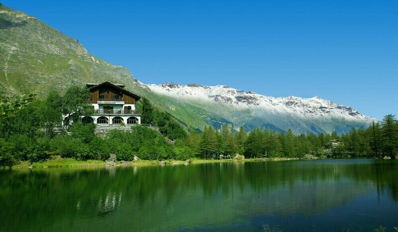 Chalet sul lago Hotel a Moncenisio -Piemonte