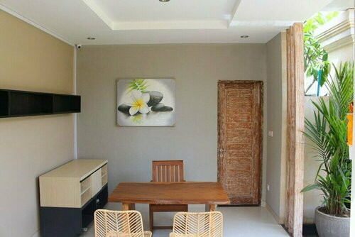Rusty Seminyak, Boek Pension Goedkope hotels in Bali