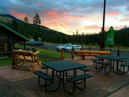 Pahaska Tepee Resort, Забронировать Курортный отель Отели Коуди с завтраком, Завтраки