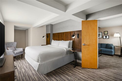 Four Points by Sheraton Melville Long Island, Buchen Sie Hotel Melville Long Island