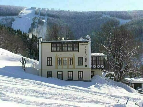 Elisabeth Pension, Забронировать Отель Шпиндлерув-Млин Краловеградецкий край, рядом с Ski Areál Svatý Petr