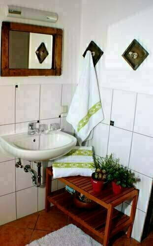 Waldgasthaus & Pension Teichhaus, Book Hotel Hotels in Saxony with Parking, Parking