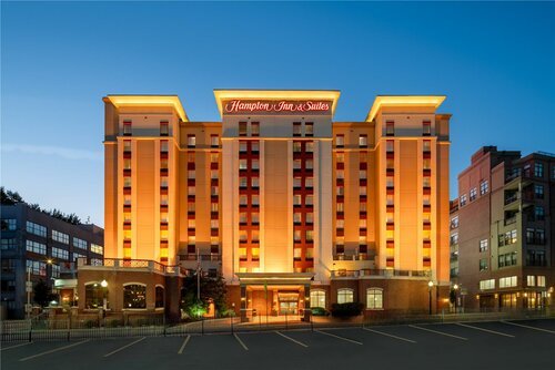 Hampton Inn & Suites Albany-Downtown, Забронировать Отель Отели Олбани 3 звезды, рядом с Mount Zion Baptist Church, 3*
