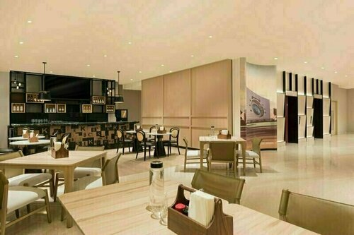 ibis Mumbai BKC, Забронировать Отель Санта-Крус Мумбай, рядом с Консульство США в Мумбаи