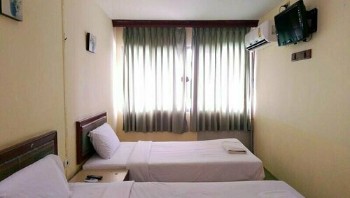 Wattana Trang Hotel, Забронировать Отель Отели Транг 3 звезды, рядом с Часовая башня Транга, 3*