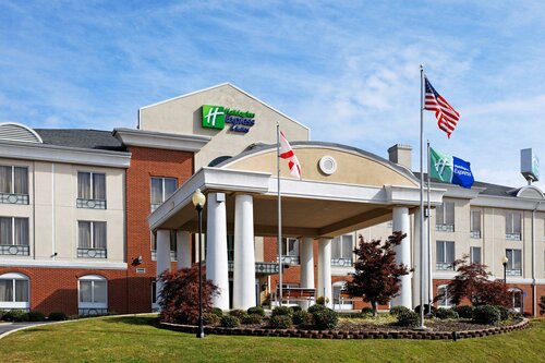 Holiday Inn Express Hotel & Suites Cullman by IHG, Réserver Hôtel Hôtels à Alabama avec parking, Parking
