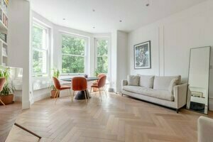 Spacious 1 Bedroom Apartment Near Primrose Hill