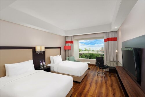 Radisson Hotel Agra, Забронировать Отель Отели Нагла-Димар 5 звезд, 5*
