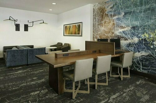 Hyatt Place Santa Cruz, Забронировать Отель Отели Санта-Круз с парковкой, рядом с Rio Theatre, Парковка