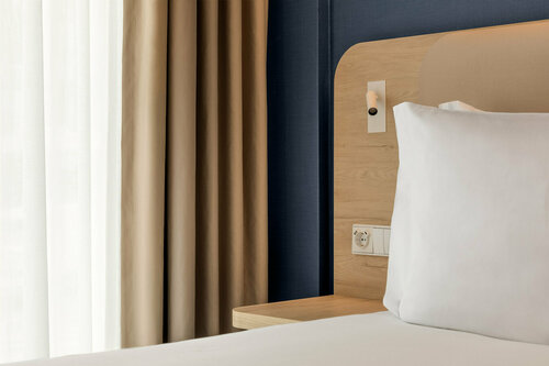Holiday Inn Express Porto Boavista by IHG, Забронировать Отель Отели Порту 3 звезды, рядом с Ramalde Metro Station, 3*