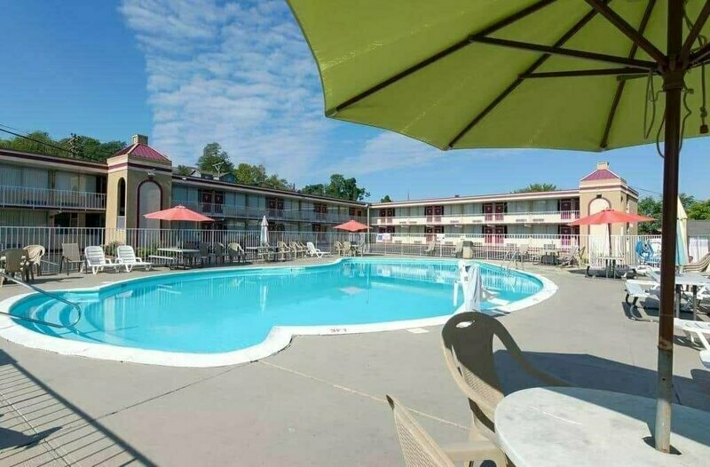 Hill City Inn