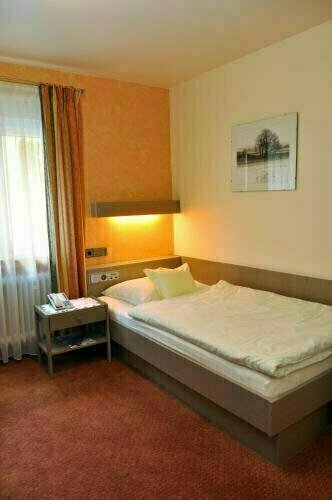 Hotel Hohenstaufen, Réserver Hôtel Hôtels à Bade-Wurtemberg avec parking, Parking