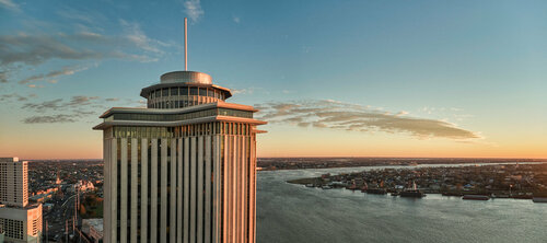 Four Seasons New Orleans, Забронировать Отель Отели Нового Орлеана с завтраком, рядом с Тулейнский медицинский центр, Завтраки