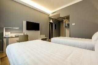 43 Station Hotel
