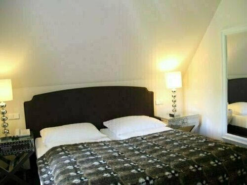 Hotel am Doktorplatz, Забронировать Отель Реда-Виденбрюк Северный Рейн-Вестфалия