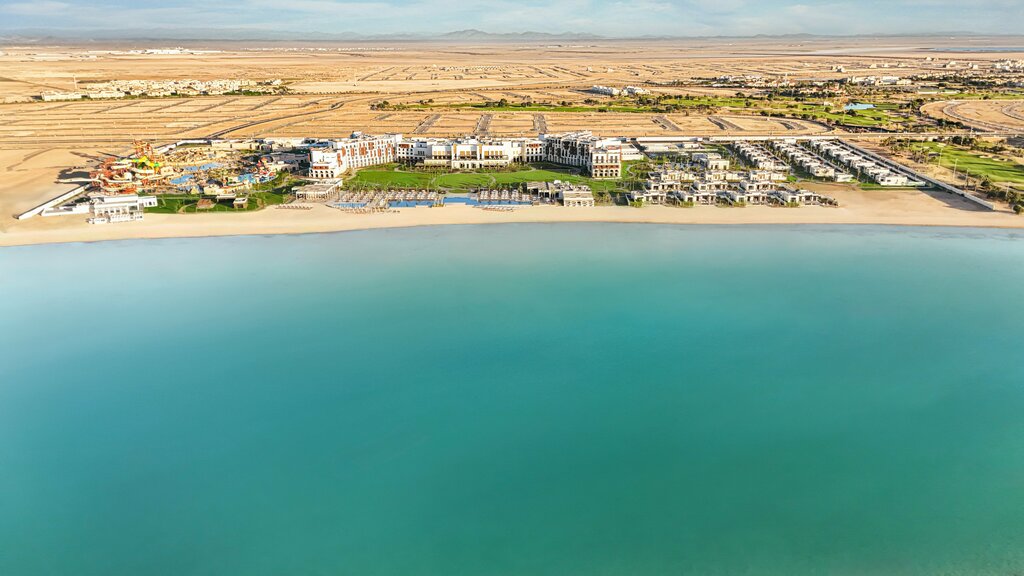 Rixos Murjana
