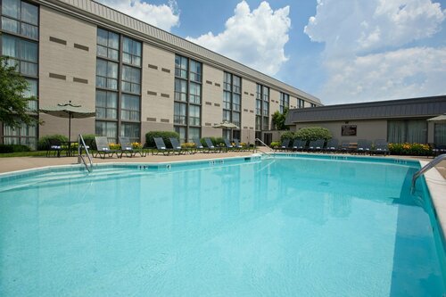 Holiday Inn Cincinnati-Riverfront, 예약 호텔 신시내티 Ohio