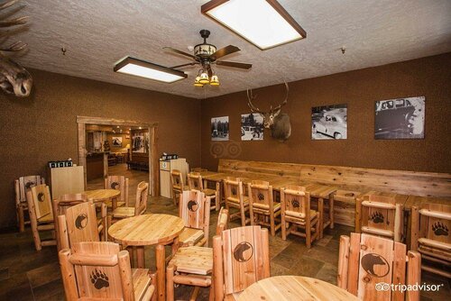 Kelly Inn West Yellowstone, Prenota Hotel Hotel a Idaho con piscina, Piscina
