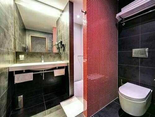 Hotel Restaurant Darwin, Book Hotel Prague 5 Prague