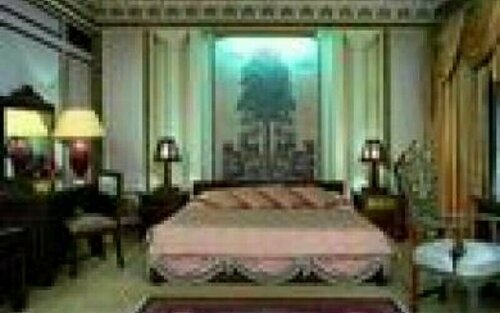 مسبح فندق الشهباء الصيفي, Buchen Sie Hotel Aleppo Syrien