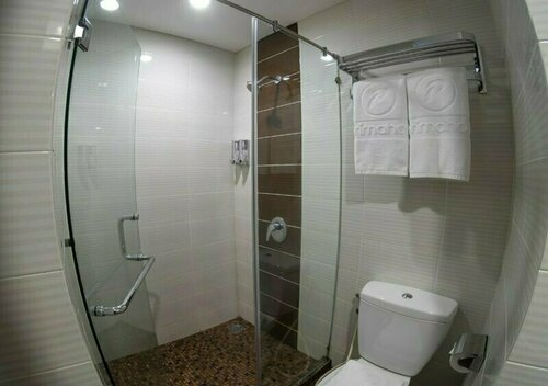 dprimahotel Airport Jakarta 1, Prenota Hotel Hotel economici a Tangerang