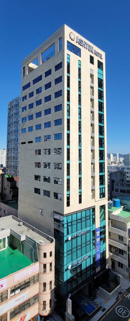 Ashton Hotel