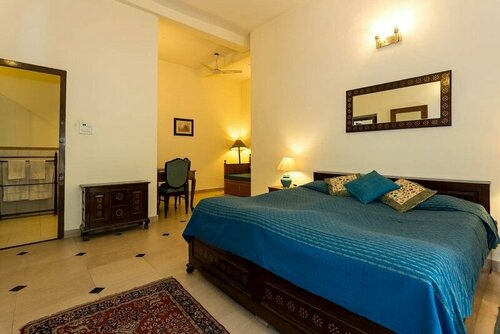 Eleven Bed & Breakfast, Забронировать Отель «постель и завтрак» Sundar Nagar Нью-Дели, рядом с Мавзолей Низамуддина