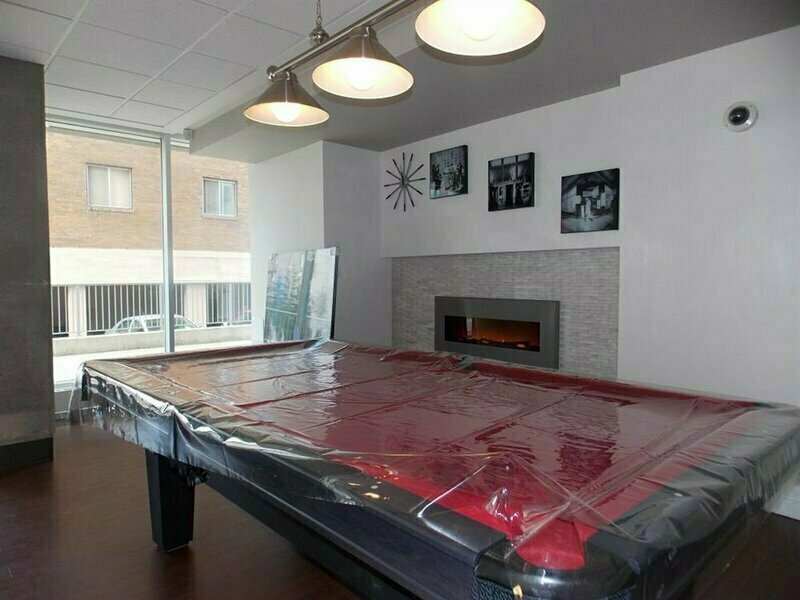 Fastlane Suites Rouleau South