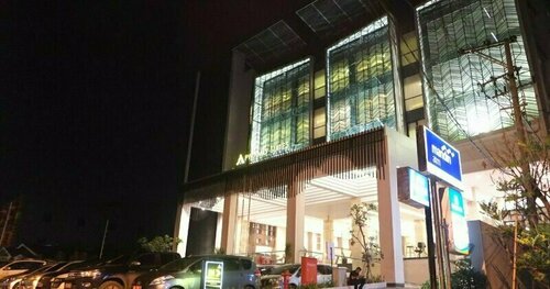 Pyramid Suites, Book Hotel Hotels in Kalimantan with Parking, Parking