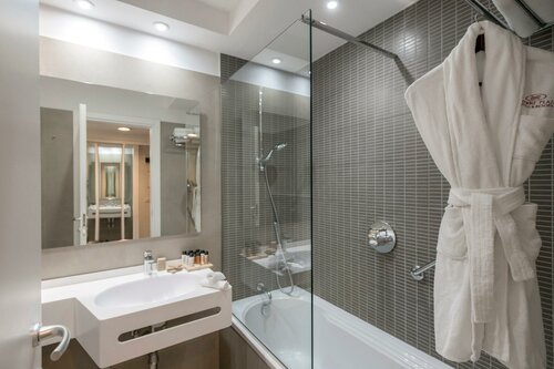 Crowne Plaza Rome St. Peters, an IHG Hotel, Prenota Hotel Hotel a Lazio con parcheggio, Parcheggio
