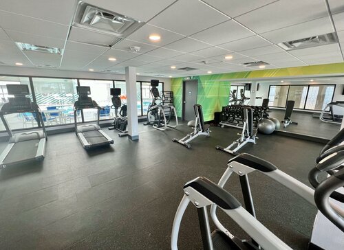 Holiday Inn Toronto Airport East, an IHG Hotel, Prenota Hotel Hotel a Ontario con piscina, Piscina