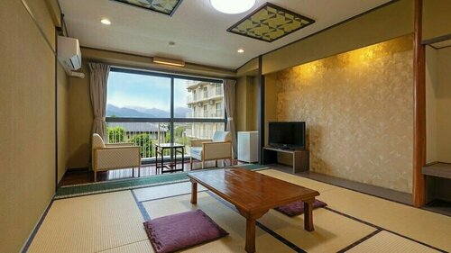 Ooedo Onsen Monogatari Hotel Shinko, Забронировать Отель Отели префектуры Яманаси с парковкой, Парковка